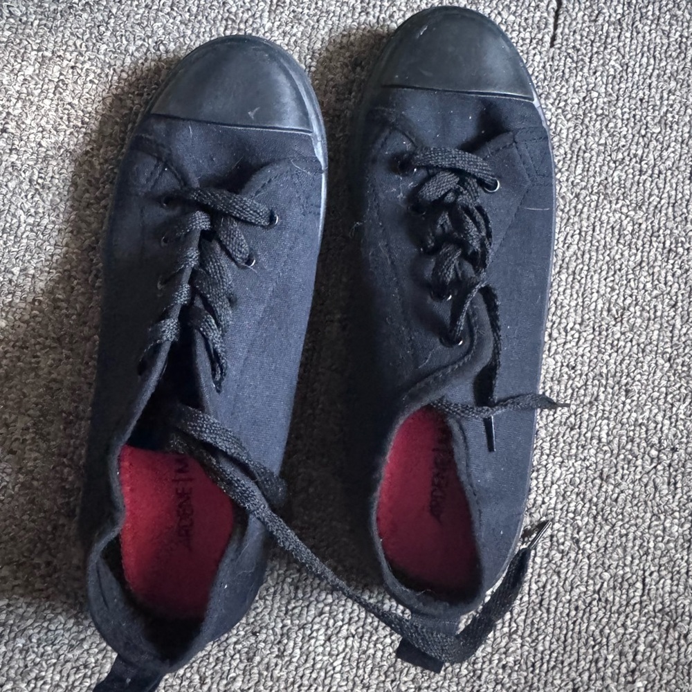 Ardene Black Sneakers with Red Insole